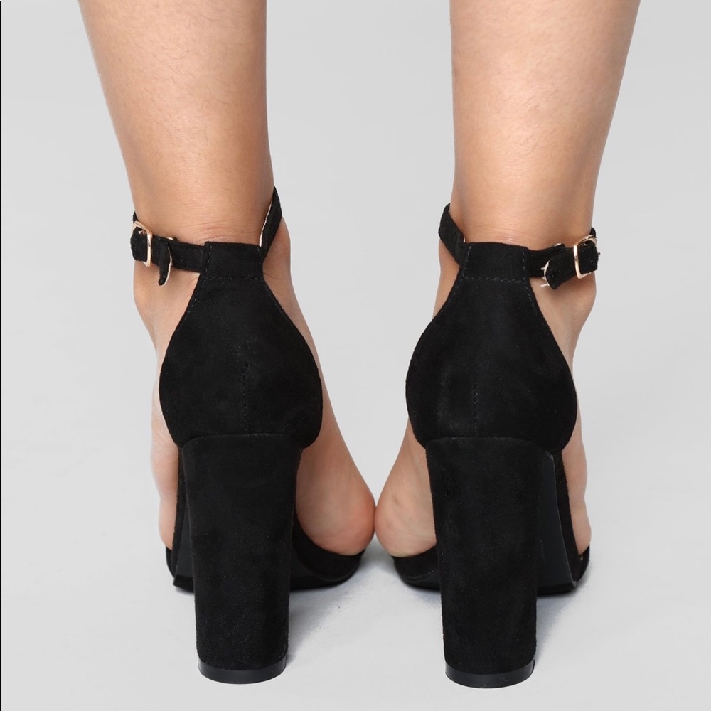 Fashion Nova Heels-Brand new - Picture 4 of 8